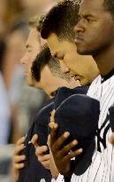 Yankees pitcher Tanaka pays tribute to Yogi Berra