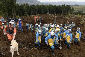 Search continues for those missing in earthquakes in Japan