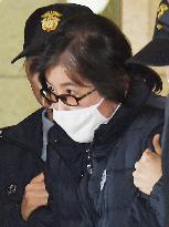 Park's confidante denies charges of wrongdoing at impeachment trial