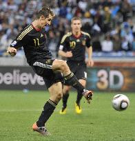 Germany thrash Argentina 4-0