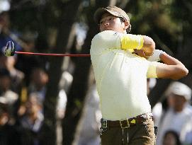 Ishikawa takes lead at Canon Open