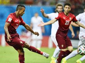 U.S. draw with Portugal 2-2 in World Cup Group G