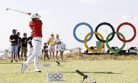 Olympics: Nomura 4 shots off lead in Rio golf