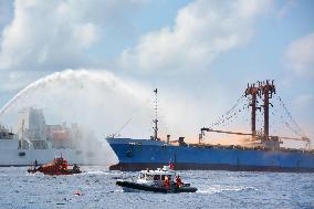 Taiwan holds rescue training exercise in South China Sea