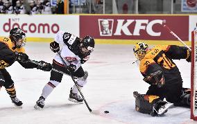 Japan's women punch ticket to Pyeongchang Olympics