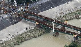 Typhoon damages railway in Osaka