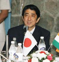 Abe addresses academic exchange meeting in New Delhi