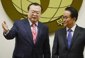 China's Liu, S. Korea's Lee hold talks in Seoul