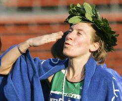 (2)Italy's Genovese wins Tokyo Marathon