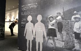 Photo of children during WWII displayed at Osaka war museum