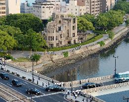 Obama makes historic visit to Hiroshima