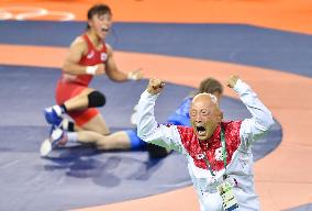 Olympic scenes: Jubilant Japan wrestling team director