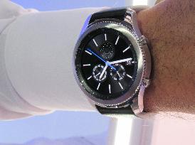 Samsung unveils new smartwatch