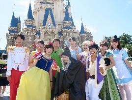 Tokyo Disney Resort holds Halloween event