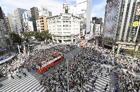Medalists parade in Tokyo