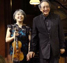 Japan violinist holds concert in Brussels for 2011 quake recovery