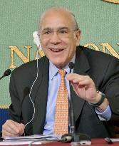 OECD chief in Tokyo
