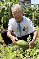 Rugby ball-shaped produce