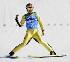 Japan 5th in ski jumping team event at Vancouver Olympics