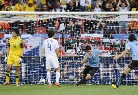 Uruguay vs S. Korea in World Cup round of 16