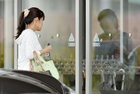 Obokata arrives at Riken to prove STAP cells