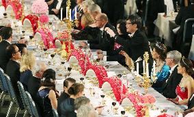 Nobel laureate Amano at banquet