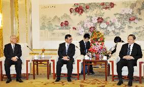 Senior Japan lawmakers meet with China's 4th-ranked leader