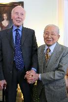 Japanese WWII soldier, British POW meet for reconciliation in London