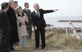 U.S. ambassador visits site Japanese girl was abducted to N. Kor