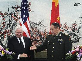 China, U.S. defense chiefs' meeting