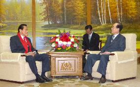 Japanese lawmaker Inoki meets N. Korea's ceremonial head of state