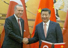 China-Turkey summit held in Beijing