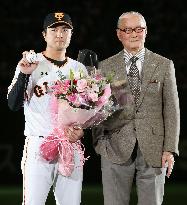 Ceremony to mark retirement of Yomiuri Giants' new skipper
