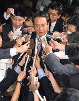 (3)Hashimoto gives nod for Fujii to run against Koizumi