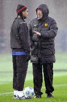 Manchester United prepare for Club World Cup semifinal