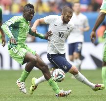 France beat Nigeria 2-0