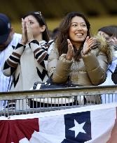 Yankees' Tanaka pitches Opening Day game