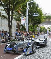 Formula E car goes for demonstration drive in Tokyo