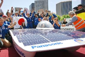 Japan's Tokai University comes 3rd in solar car race in Australia