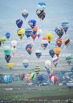 World hot-air balloon championship in Saga