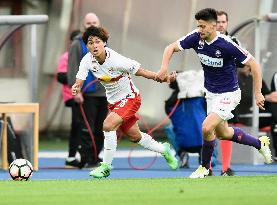 Soccer: Salzburg beat Austria Vienna 3-2