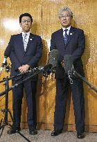 Sapporo mayor and JOC president