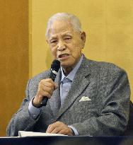 Ex-Taiwan President Lee travels to Okinawa