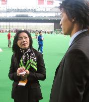 Baseball amateur becomes Rakuten's spokeswoman