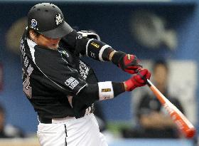 S. Korean slugger Kim hits 1st homer in Japan