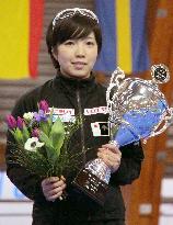 Kodaira wins 500 individual distance title in speed skating