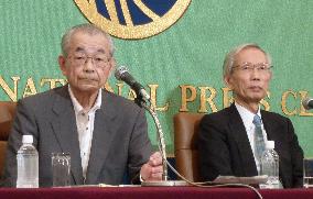 Scholars urge Abe to express apology for Japan's wartime actions