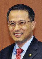 S. Korean President Park replaces senior Cabinet officials