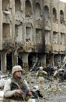 3 Iraqis killed by car bomb in central Baghdad