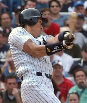 Yankees' Matsui goes 2-for-4 with one RBI against Red Sox